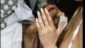 Sophie Dee和Tori Black和两个孩子玩了一场小游戏