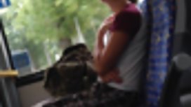 练习肛交的肌肉男