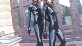 他妈的跟她的婆婆和一个女学生
